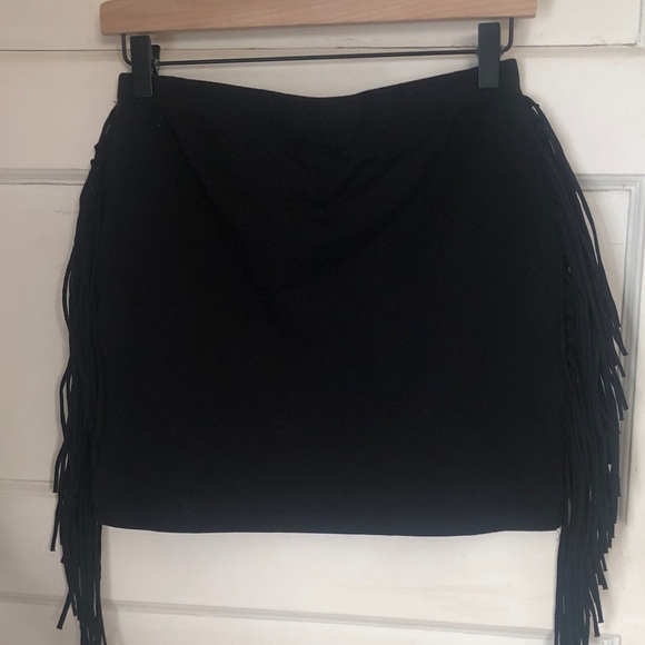 Forever 21 Black Fringe Mini Skirt - Picture 4 of 4